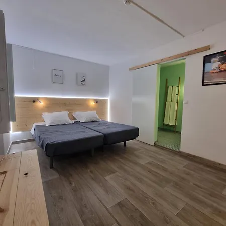 Guest house Wonder Charm